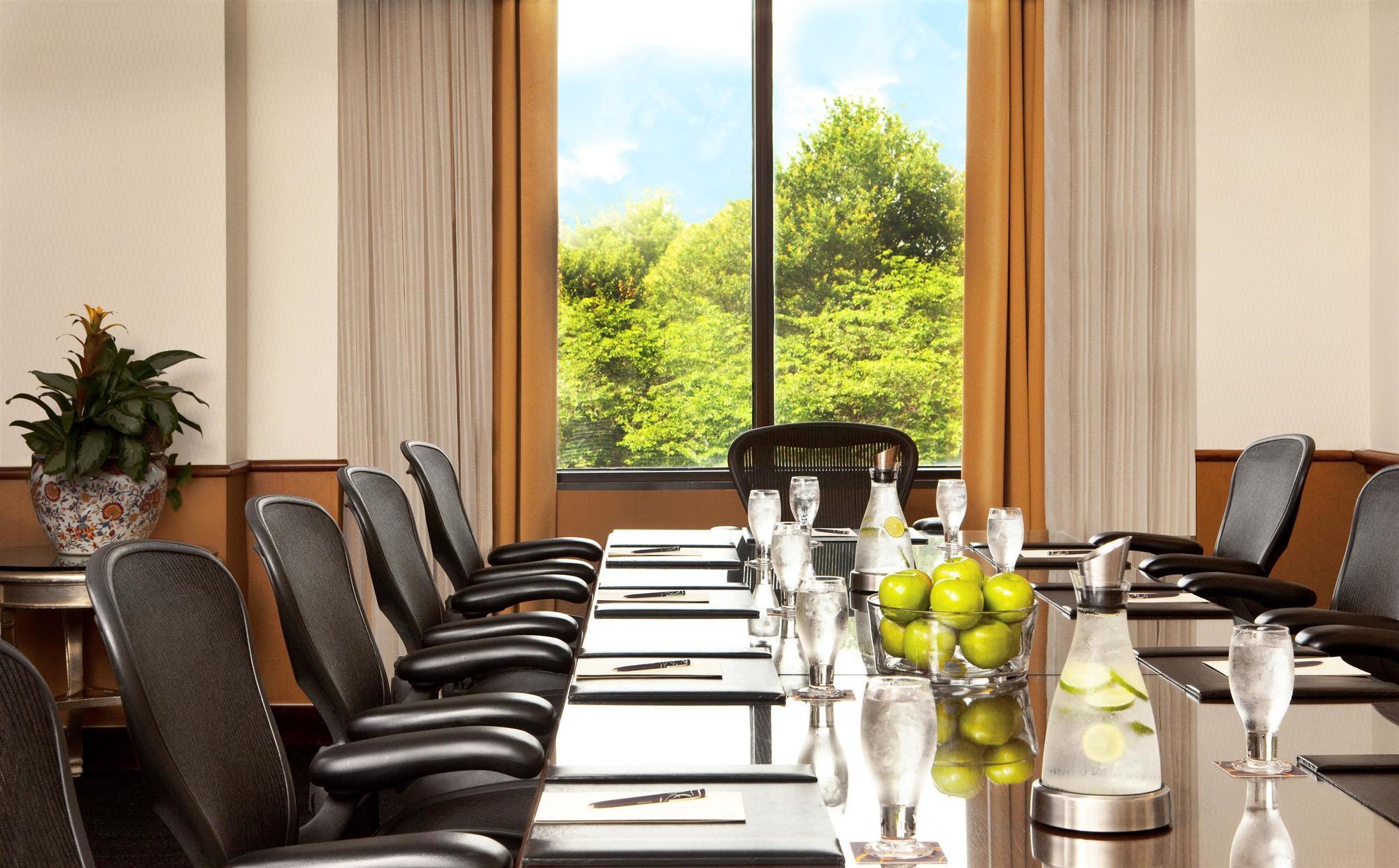 Sheraton Atlanta Airport Hotel College Park Bagian luar foto